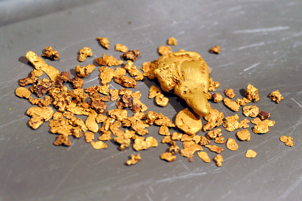 Производство золота на 28% увеличила за 9 месяцев «Мангазея»