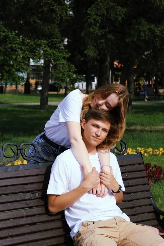 Юлия и Алексей познакомились, когда им было по 16 лет
