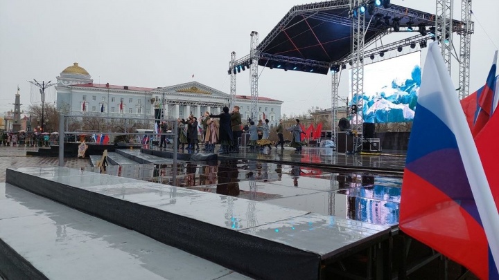 Праздничный концерт в честь Дня Победы начался на площади Ленина в Чите