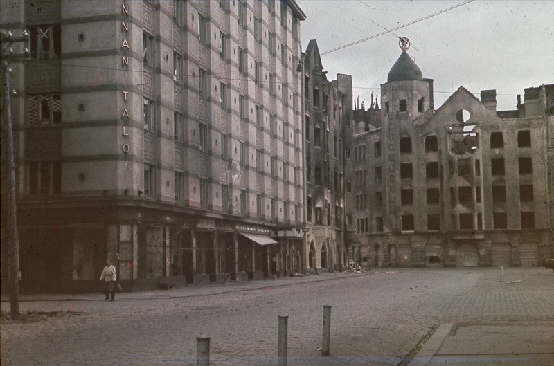 1941