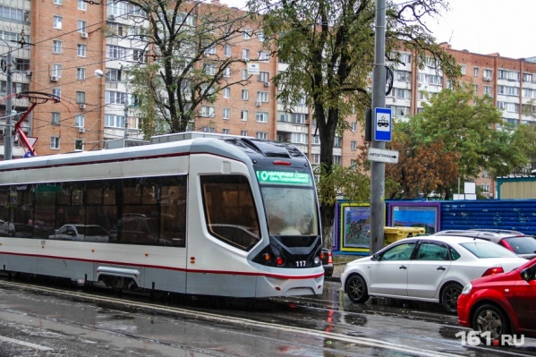 Авария произошла на перекрестке в центре города Авария произошла на перекрестке в центре города