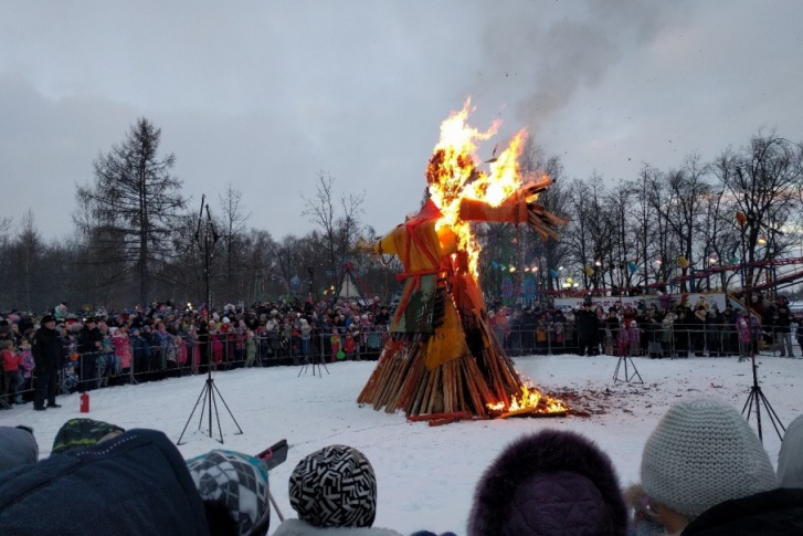 Кульминацией праздника станет сожжение чучела Кульминацией праздника станет сожжение чучела