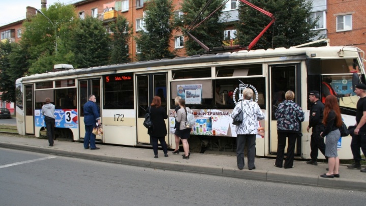 В ярославском трамвае показали, как себя вести во время теракта