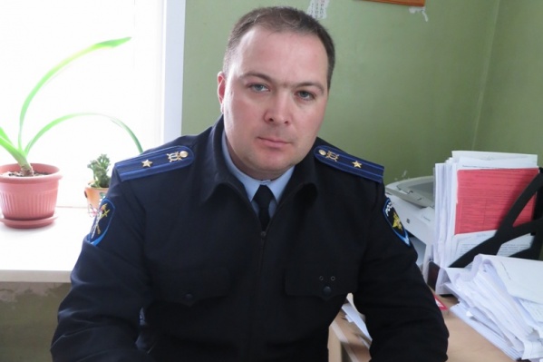 Василий Янов часами изучал видео преступления и, когда увидел злоумышленника, не растерялся Василий Янов часами изучал видео преступления и, когда увидел злоумышленника, не растерялся