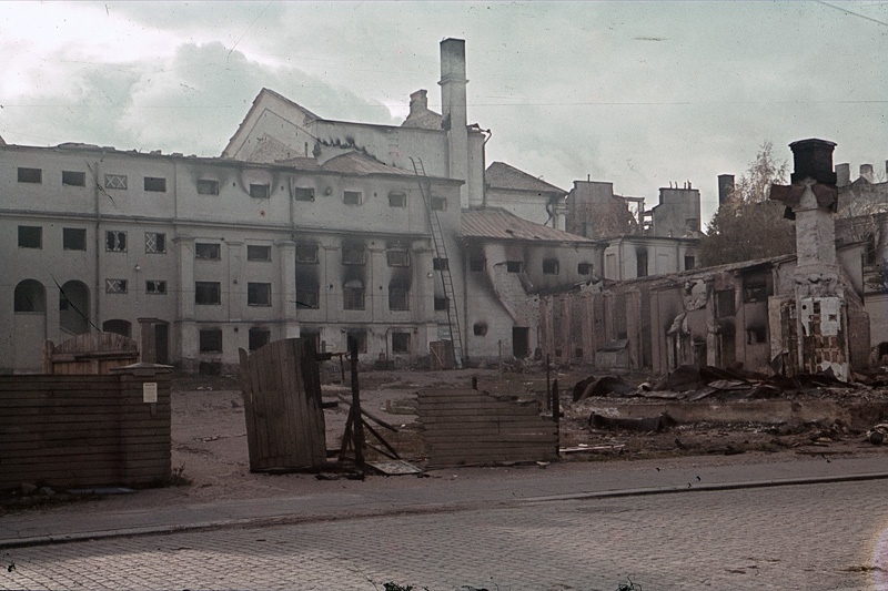 1941