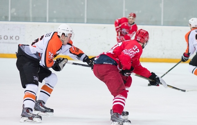 Хоккеисты «Ростова» в первом матче плей-офф победили «Юниор-Спутник»