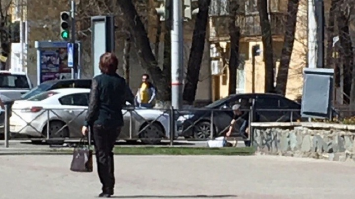 В центре Перми на пешеходном переходе иномарка сбила мужчину