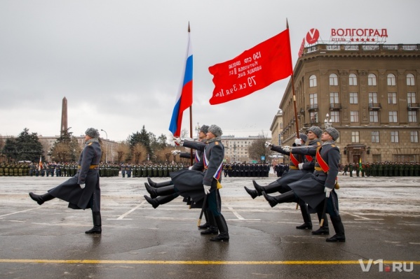 Сегодняшнюю репетицию было не отличить от предстоящего парада Сегодняшнюю репетицию было не отличить от предстоящего парада