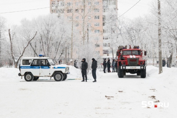 Сообщение о нападении поступило в полицию чуть позже 10 часов утра Сообщение о нападении поступило в полицию чуть позже 10 часов утра