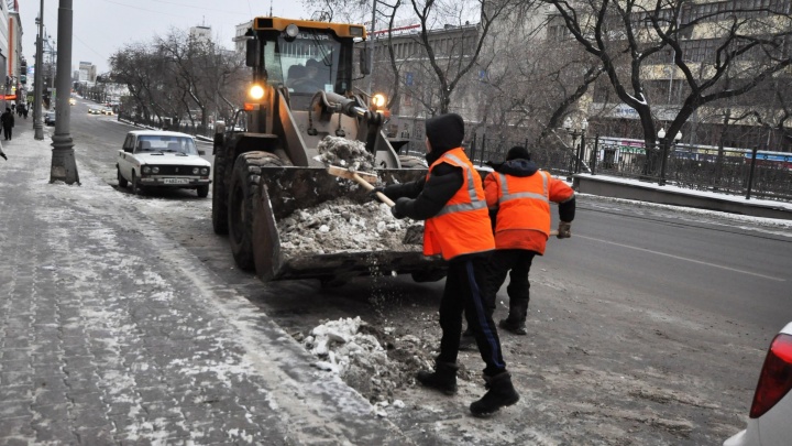 За новогодние праздники из Екатеринбурга вывезли 37 тысяч тонн снега
