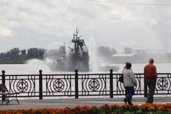 Памятный камень расположится на городской набережной неподалеку от стелы «Архангельск – город воинской славы» Памятный камень расположится на городской набережной неподалеку от стелы «Архангельск – город воинской славы»