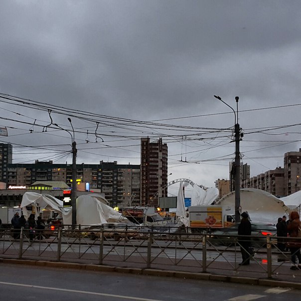 Сдуло рынок на Большевиков