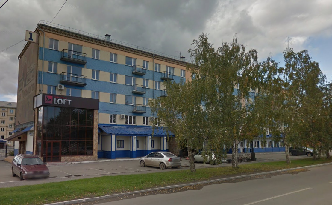 В этом офисном здании у обвиняемого в собственности 1/6 площади В этом офисном здании у обвиняемого в собственности 1/6 площади