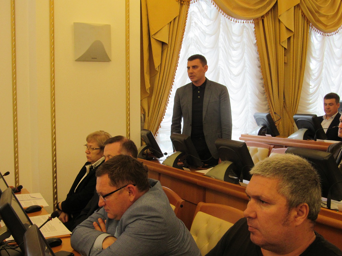 Александр Тупицын предложил на следующее заседание позвать представителей УФНС Александр Тупицын предложил на следующее заседание позвать представителей УФНС
