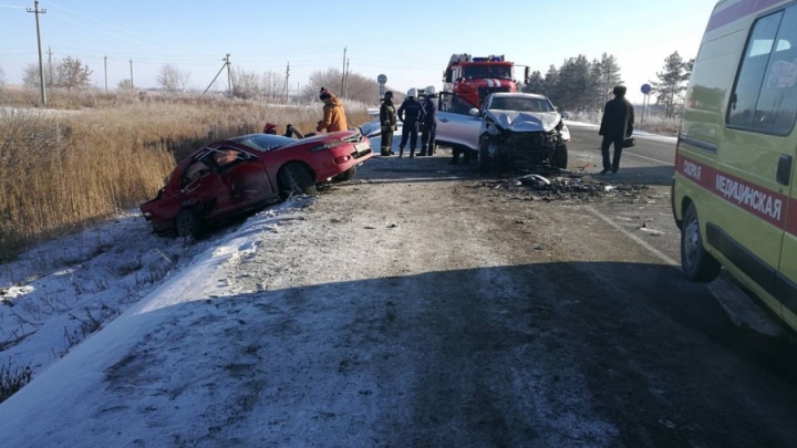 Столкнулись Honda и Hyundai: в ДТП под Челябинском пострадали четверо южноуральцев
