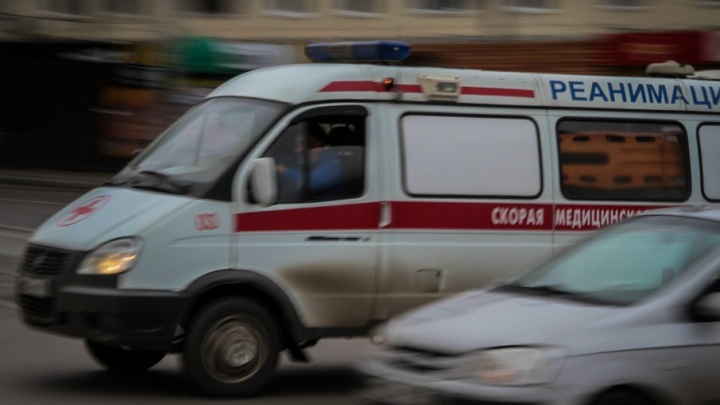Пьяный подросток за рулем автомобиля протаранил маршрутку в Новочеркасске: пятеро пострадали