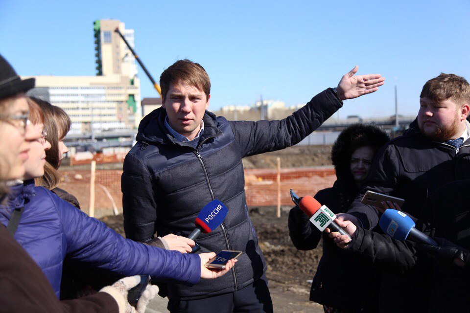 По словам Алексея Струговца, развязку уже активно строят