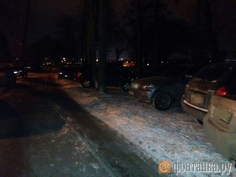 парковка на газонах