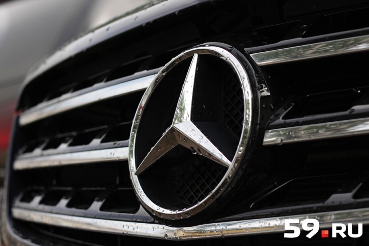 Пермяк добился от компании Mercedes-Benz выплаты неустойки и компенсации за бракованный автомобиль Пермяк добился от компании Mercedes-Benz выплаты неустойки и компенсации за бракованный автомобиль