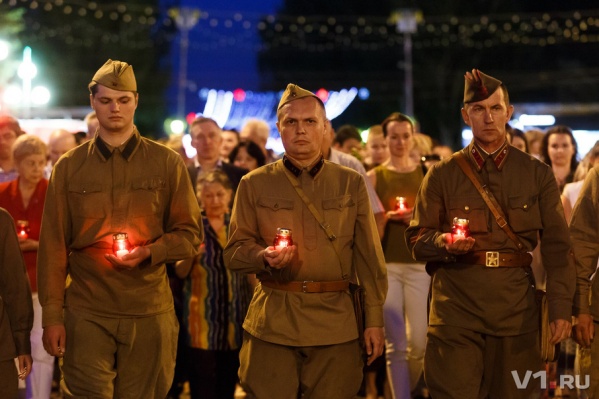 В памятной акции приняли участие взрослые и дети В памятной акции приняли участие взрослые и дети