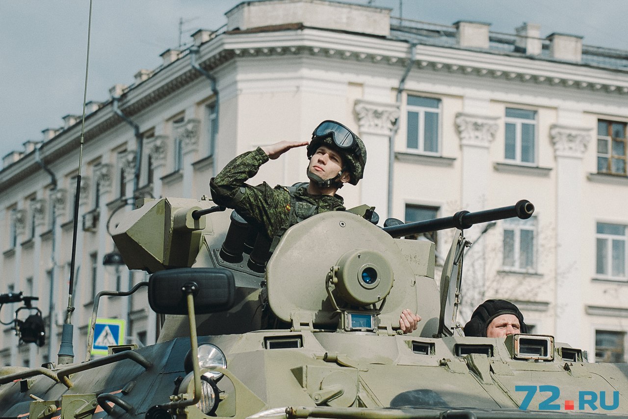 Военную технику представили курсанты ТВВИКУ Военную технику представили курсанты ТВВИКУ
