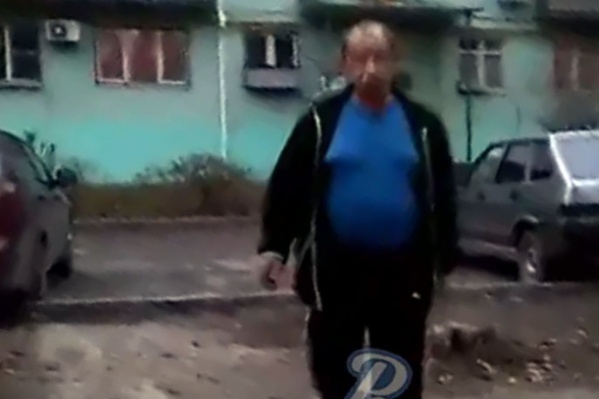 Ребенок снял на видео мужчину, который его ударил Ребенок снял на видео мужчину, который его ударил
