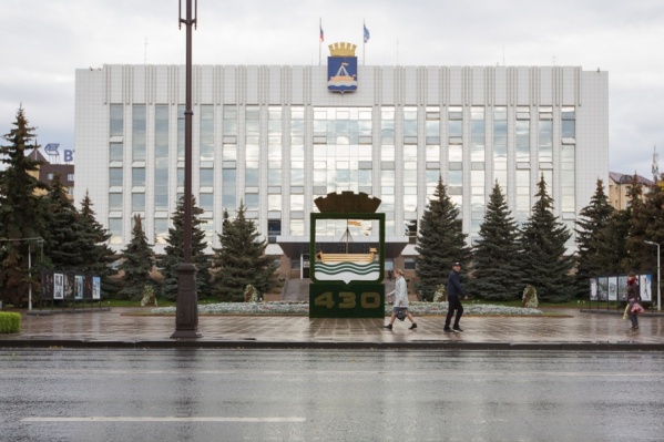 Чтобы жить по соседству с властью, необходимо иметь как минимум 20 миллионов рублей Чтобы жить по соседству с властью, необходимо иметь как минимум 20 миллионов рублей