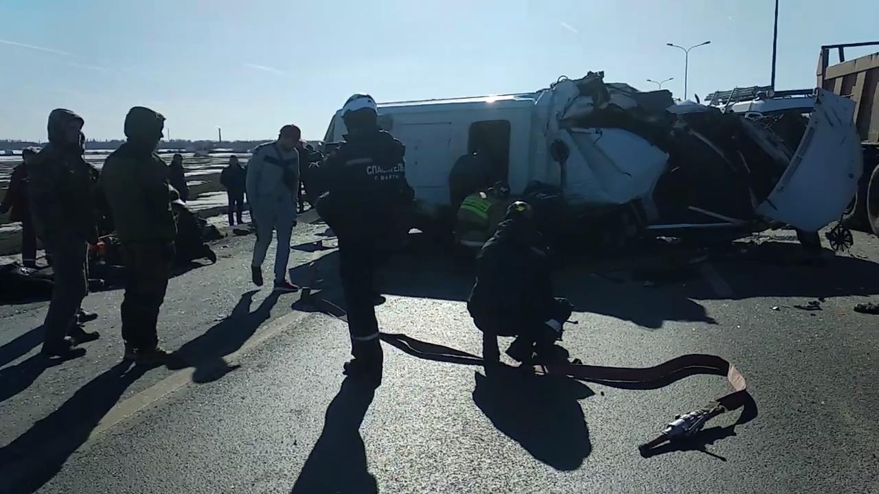 Кадр из видео в YouTube на канале Антона Золотовского