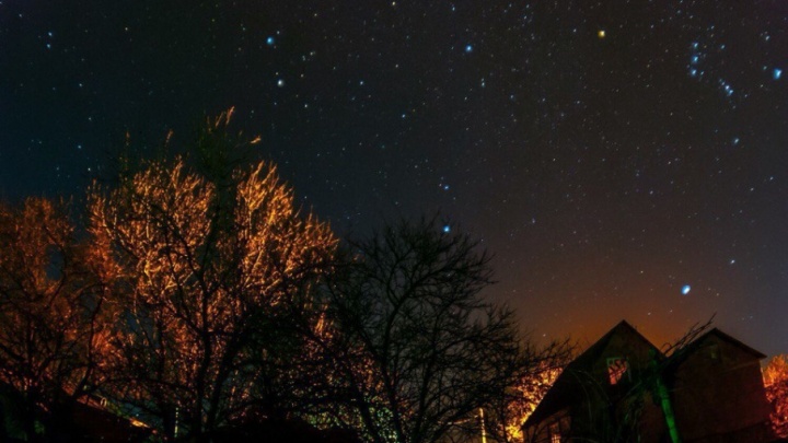 Последний звездопад года: дончане увидели метеорный поток Геминиды