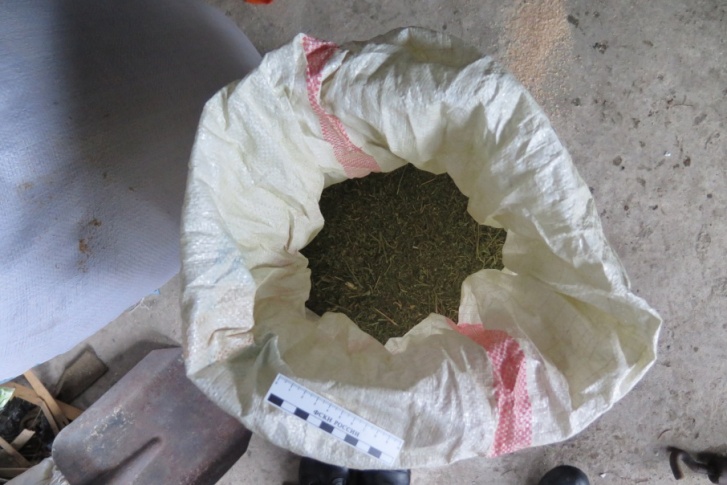 В мешках с отрубями было спрятано свыше 158 кг марихуаны