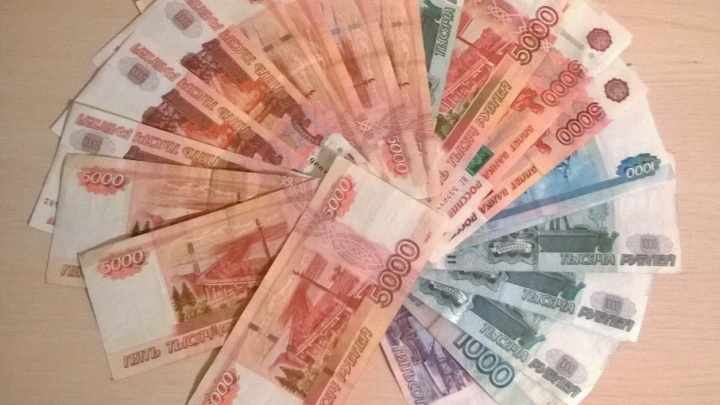 Один из банков Ярославля незаконно списывал деньги со счета многодетной матери