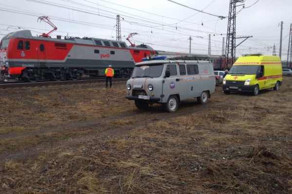 Поезд остановился за несколько километров до Кунгура Поезд остановился за несколько километров до Кунгура