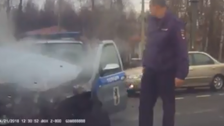 Появилось видео ДТП с участием полицейских в Ярославской области