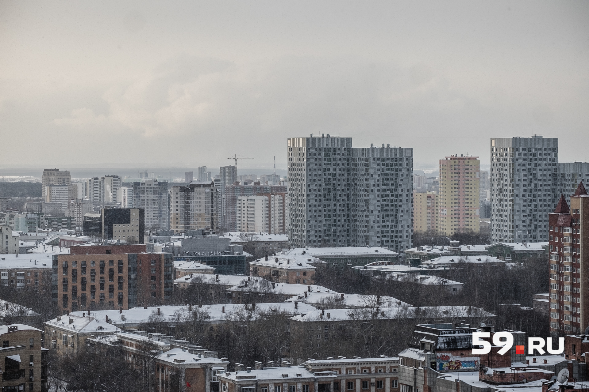 Мы забрались на одну из самых высоких точек города Мы забрались на одну из самых высоких точек города