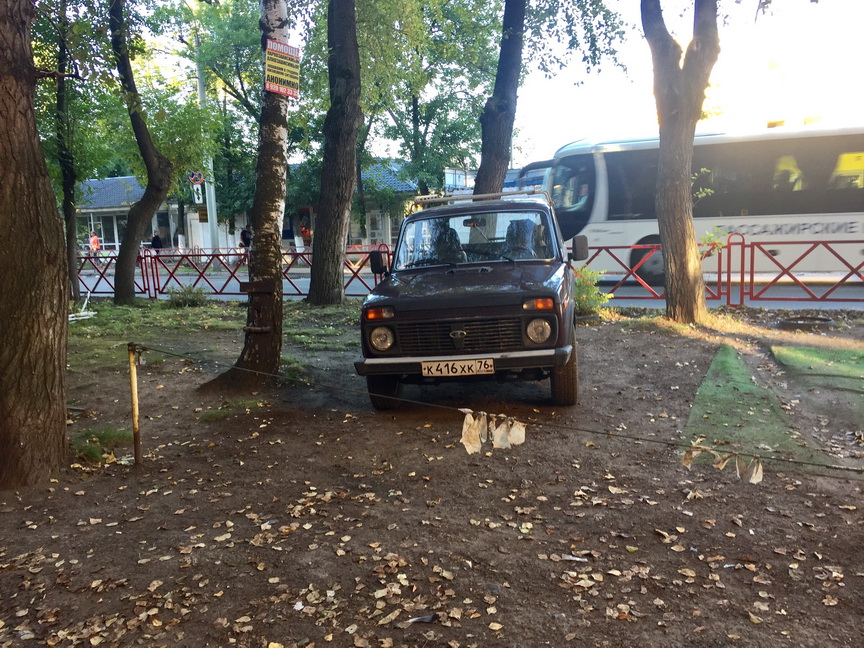 Фото сделано 16 августа рядом с остановкой "Полиграфкомбинат" Фото сделано 16 августа рядом с остановкой "Полиграфкомбинат"