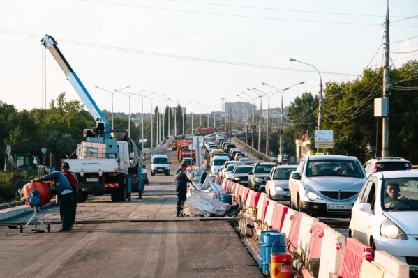 Из-за ремонта – жуткие пробки, но цель оправдывает средства Из-за ремонта – жуткие пробки, но цель оправдывает средства