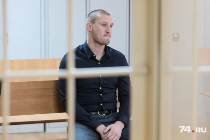 Евгений Кондрашов считает, что пострадавший музыкант просит слишком много денег Евгений Кондрашов считает, что пострадавший музыкант просит слишком много денег