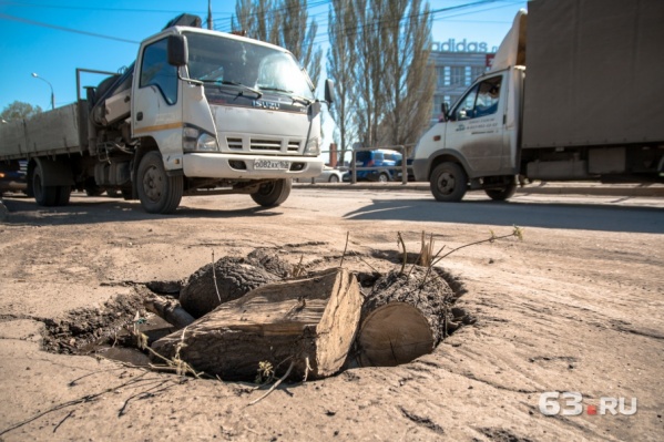 Живописный перекресток Заводского шоссе и XXII Партсъезда Живописный перекресток Заводского шоссе и XXII Партсъезда
