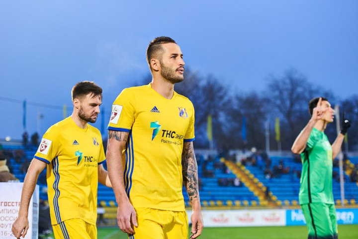 За желто-синих Федор играл 1,5 года За желто-синих Федор играл 1,5 года