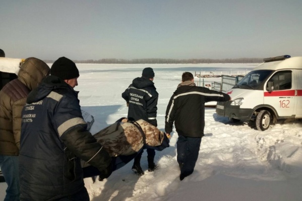 Пострадавшую передали бригаде скорой помощи для дальнейшей госпитализации Пострадавшую передали бригаде скорой помощи для дальнейшей госпитализации
