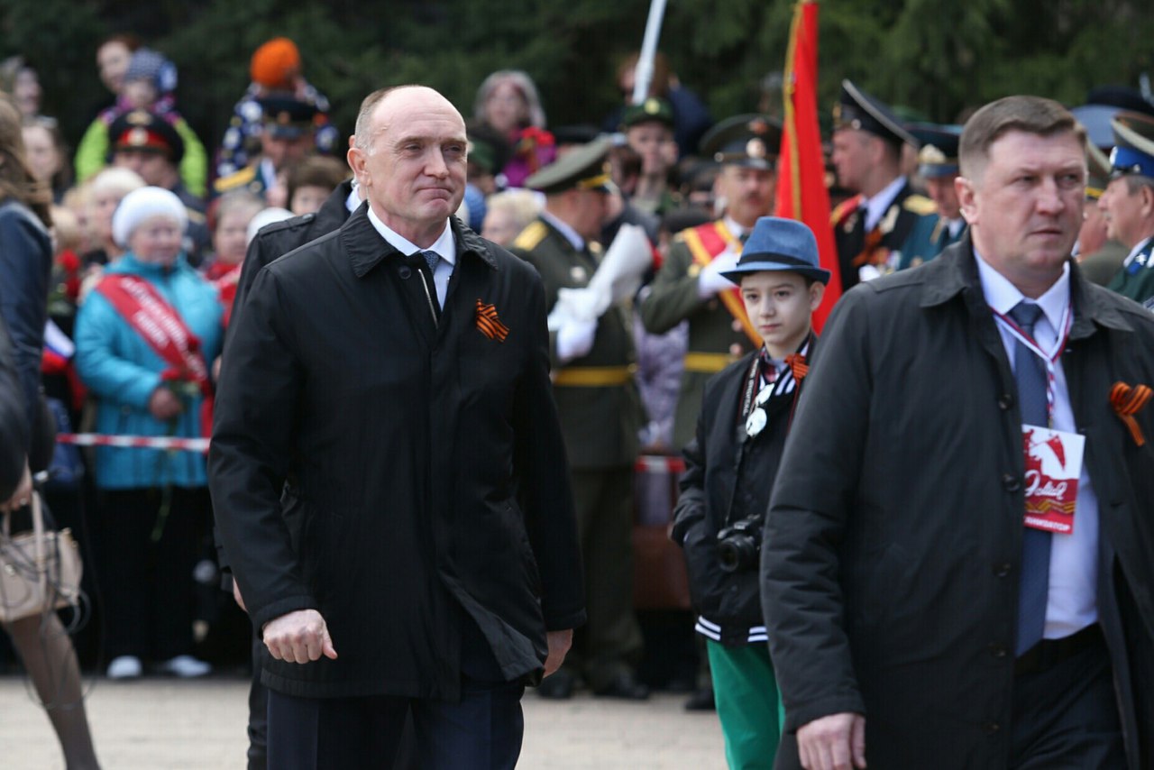 Борис Дубровский пришёл на церемонию чуть позднее всех остальных чиновников