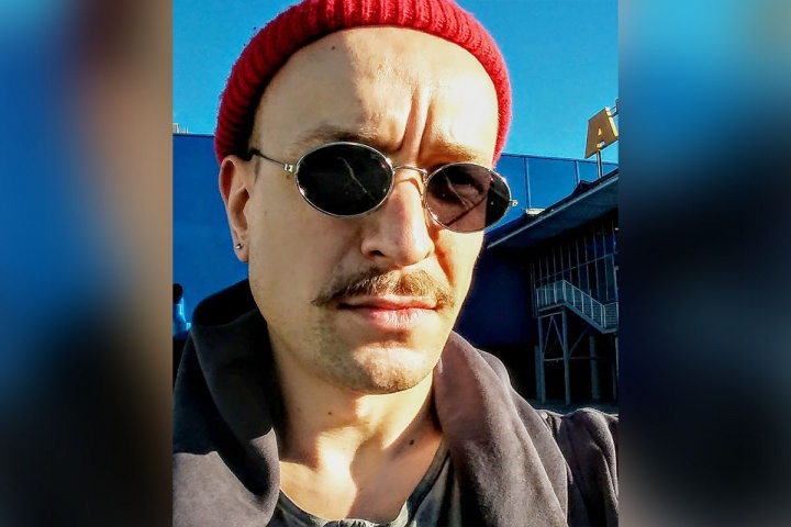 Даниил Алексеев-Бабушкин сделал из завода клуб Даниил Алексеев-Бабушкин сделал из завода клуб
