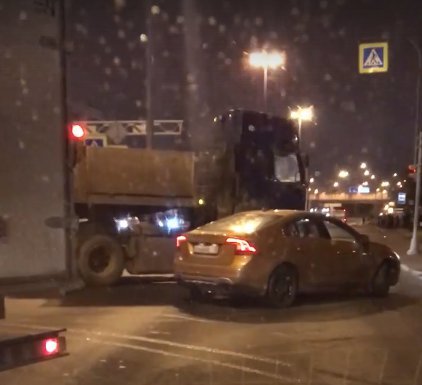 Кадр из видео в vk.com/spb_today