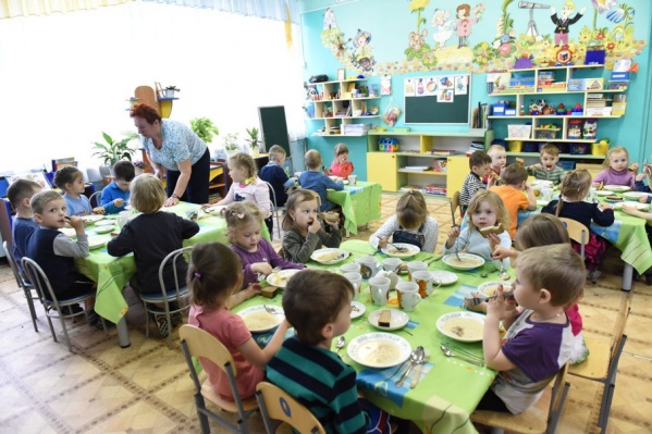 Родители считают, что качество продуктов снизилось. Об этом анонимно говорят и работники детских садов Родители считают, что качество продуктов снизилось. Об этом анонимно говорят и работники детских садов