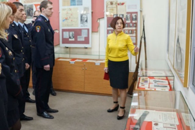 Экскурсия в музее ГУ МВД Экскурсия в музее ГУ МВД