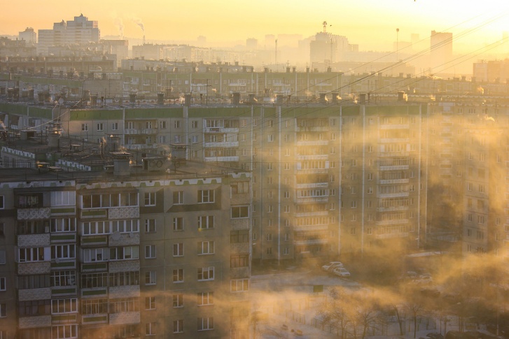 За выбросы, от которых задыхался город, виновному грозит штраф до 80 тысяч рублей или арест до трех месяцев