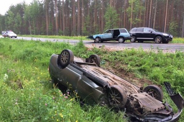 Столкнулись два отечественных авто Столкнулись два отечественных авто