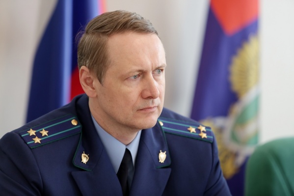 Виталий Лопин трудится в прокуратуре региона 10 лет Виталий Лопин трудится в прокуратуре региона 10 лет