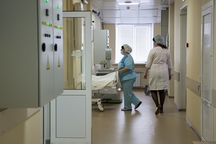 В октябре средняя зарплата врачей в регионе должна была составить 52,5 тысячи рублей