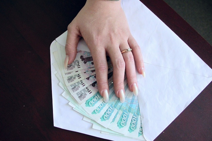 По словам министра, нового норматива хватит и на повышение зарплат врачам По словам министра, нового норматива хватит и на повышение зарплат врачам